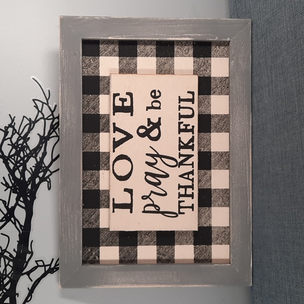 Wall Art Love Pray Be Thankful Black Cream Buffalo Check Plaid Gray Wood Frame